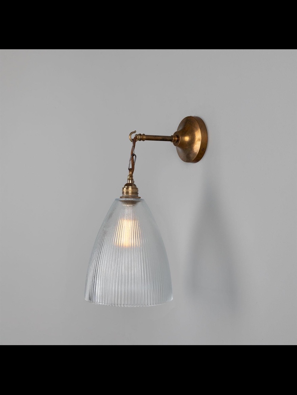 Vintage Brass Wall Sconce with Ribbed Glass Shade - Clear/Brass